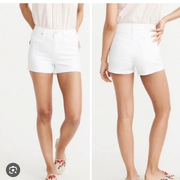 Abercrombie & Fitch Pants - Abercrombie high rise white jean short 26/2